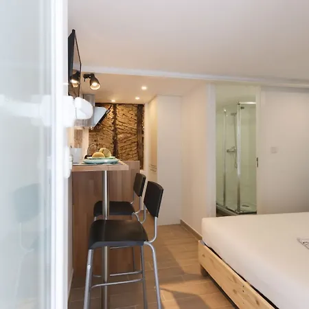 Charming Castelo Studio By Altido Lisboa