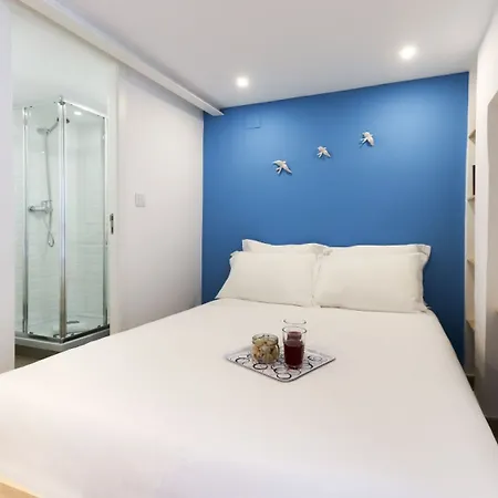 Charming Castelo Studio By Altido * 리스본